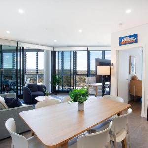 Modern Splendour Macquarie Park I90
