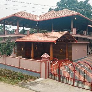 Vintage Valley Home stay