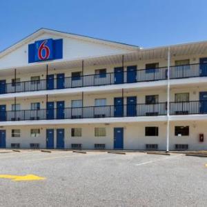 Motel 6-Greenville SC