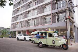 Chompu Nakarin Apartment, Trang