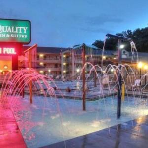 Quality Inn & Suites At Dollywood Lane