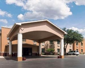 Quality Suites Midland, Midland