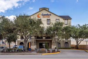 Comfort Suites Houston near Medical Center - NRG Stadium hotel near NRG Center