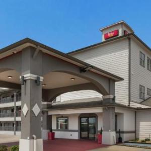 Red Roof PLUS  Galveston - Beachfront