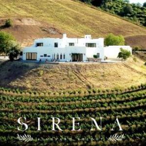 Sirena Vineyard Resort