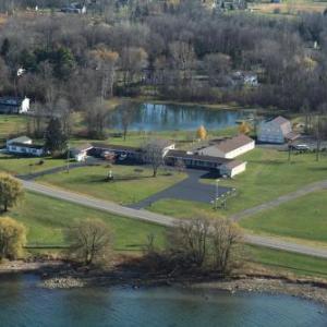 Lakeview Motel & Apartments