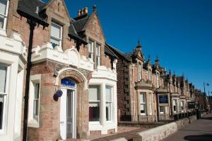 Ardross Glencairn, Inverness