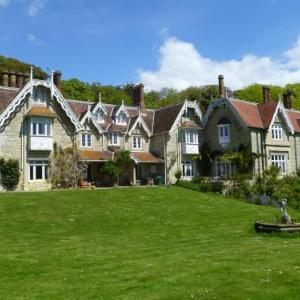 Hotels near Seaclose Park Newport - Lisle Combe