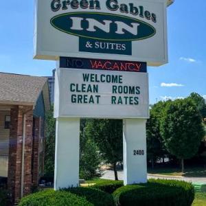 Hotels near The Mansion Theatre - Green Gables Inn