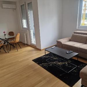 Apartman Giro