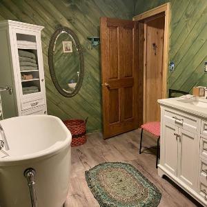 Secluded River Overlook Cabin on 160 acres.