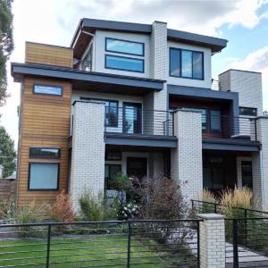 Luxurious Modern Townhome 5 minute Walk from Cherry Creek North
