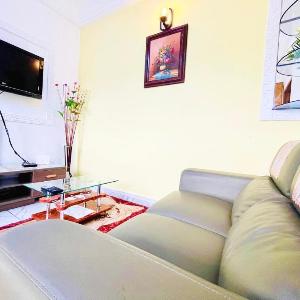 1Bed Studio Sleeps 2 - Wifi Parking