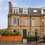 Beautiful Victorian Apartment close to the Botanical gardens Free parking! 