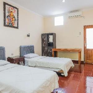 Mahendra Beach Inn