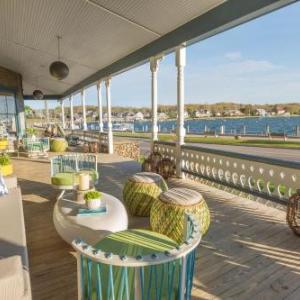 Hotels near The Lampost Oak Bluffs - Summercamp