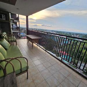 BalaiCo @ Serin West Tagaytay 10F 1BR Huge balcony