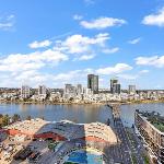 3BR Heart of Wentworth Point with Views Sydney 