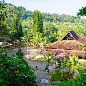 The Tavia Riverside
