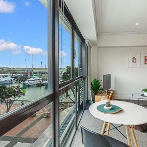 Viaduct Harbour Views w Free Parking Zodiak Stays