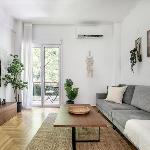 Mellow 2-Bedroom Apartment in Athens