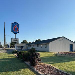Motel 6 Ponca City OK