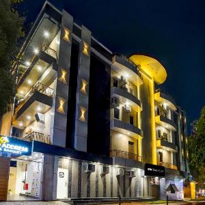 Townhouse GRAND ADDRESS HOTEL AND BANQUET
