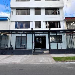 Hotel Embajada 44