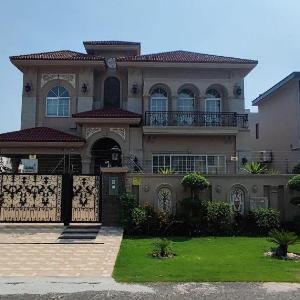 Luxury Spanish Villa Close to Raya Fairways Commercial