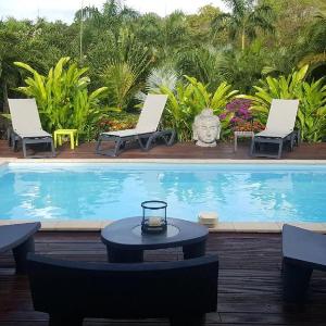 Villa Spacieuse avec Piscine Privée à Saint-François - 120 m² Jardin