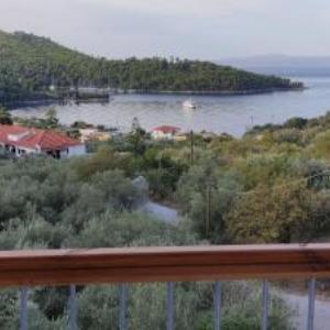 Skalopati Studios & Villa