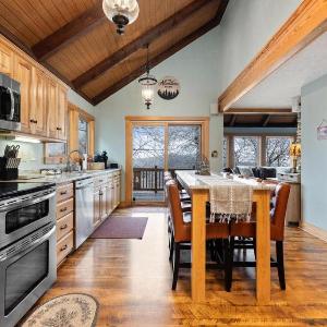 Bear Necessities with Wintergreen Advantage