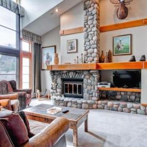 Meadows Townhome L4 by East West Hospitality