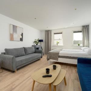 Przestronne Studio Przy Rynku we Wrocławiu z Klimatyzacją i Wanną by Noclegi Renters