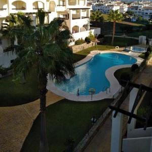 Top Floor Apt Close To Duquesa