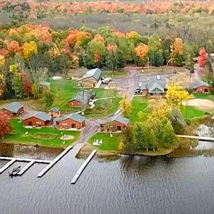 Lena's Northern Pines Resort