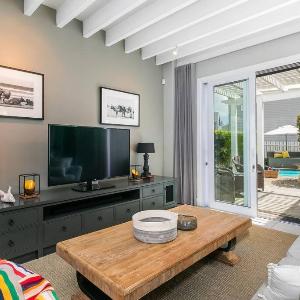Picturesque Retreat on Thesen Islands