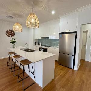 Jo Sea by Book Jervis Bay - Luxury in Vincentia with Ocean Views