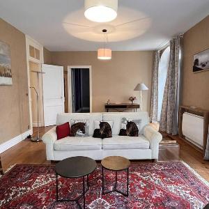Appartement spacieux en centre-ville pour 6 pers. avec vue sur montagne - FR-1-234-327