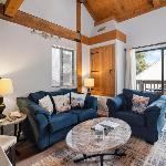 Mountain Inn Lodge 85 with Wintergreen Advantage Roseland