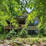 Wooded Mtn. Retreat with Wintergreen Advantage