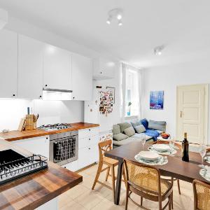 Prime Location Residence Private Parking