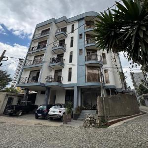Family apartment Prime location and easy access 1