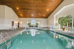 Country Inn & Suites by Radisson, Green Bay, WI, Green Bay