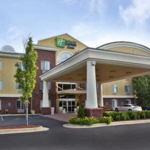 Hotels near Heritage Park Taylor - Holiday Inn Express Hotel & Suites Woodhaven