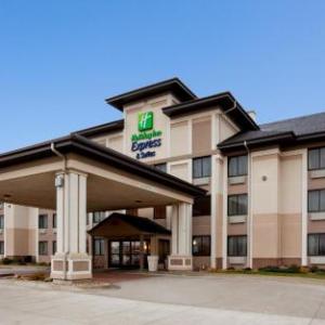 Holiday Inn Express & Suites Worthington