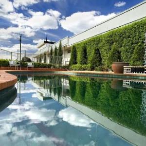 Waurn Ponds Shopping Centre Hotels - Admiralty Inn