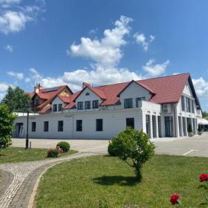 Hotels near Decybel Music Pub Jaroslaw - Hotel Zajazd Polonez