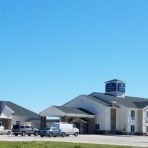 Bottineau Hotels Deals At The 1 Hotel In Nd Cobblestone Inn And Suites Bottineau