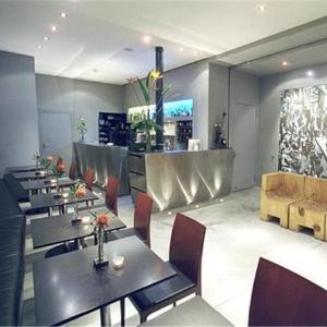 Hotels near Komplex 457 Zurich - Hotel Limmatblick